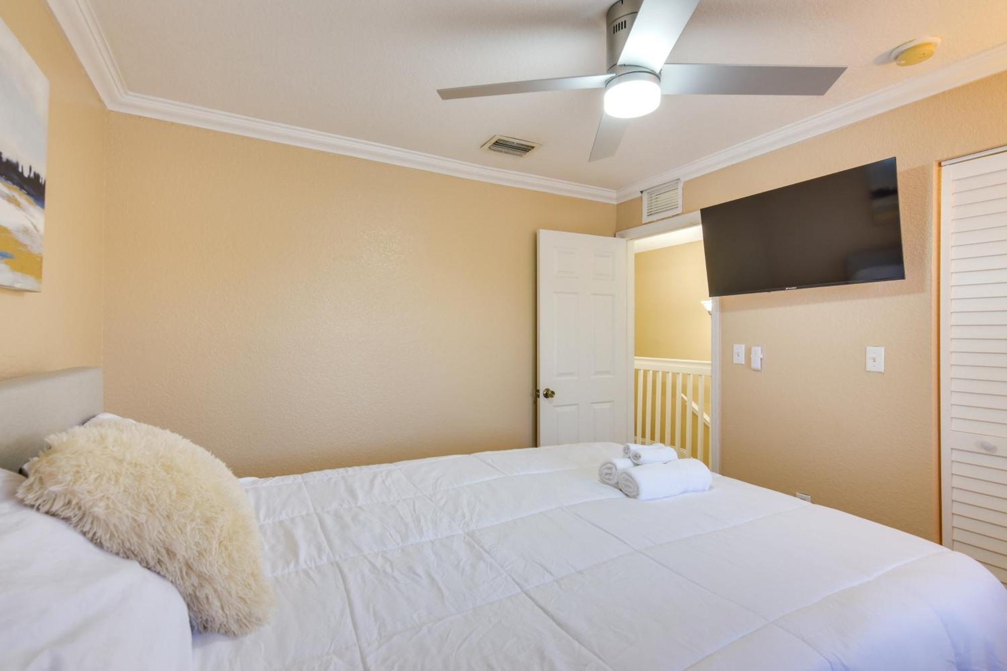 Opa-Locka Townhome, 15 Mi To Miami Beach! Kültér fotó