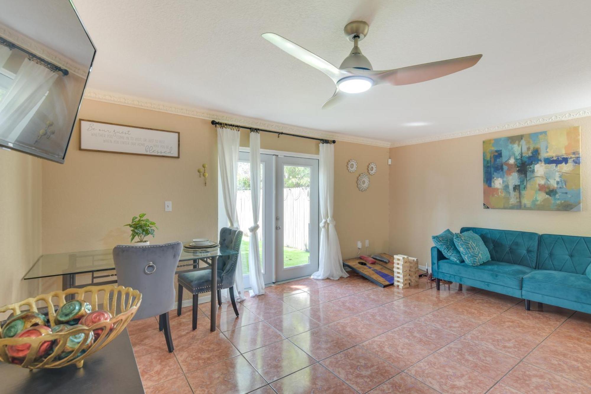Opa-Locka Townhome, 15 Mi To Miami Beach! Kültér fotó