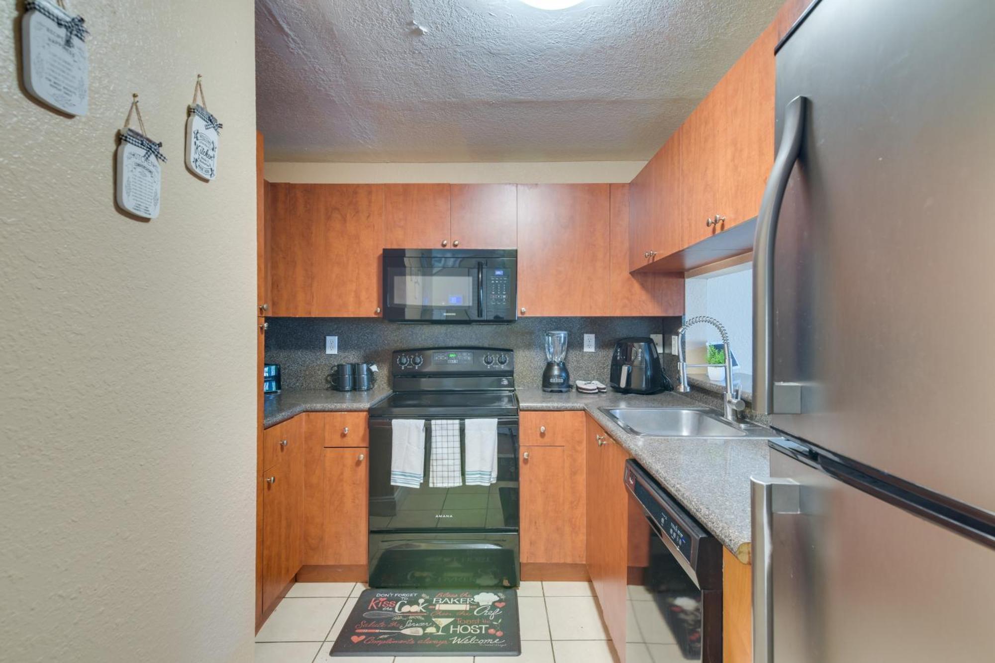 Opa-Locka Townhome, 15 Mi To Miami Beach! Kültér fotó