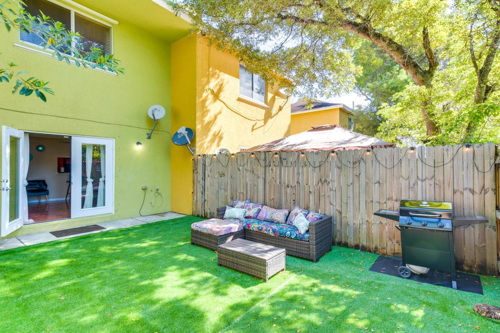 Opa-Locka Townhome, 15 Mi To Miami Beach! Kültér fotó